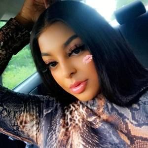 Meet your Posher, Curtissa